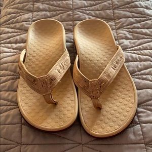 Vionic Flip Flops